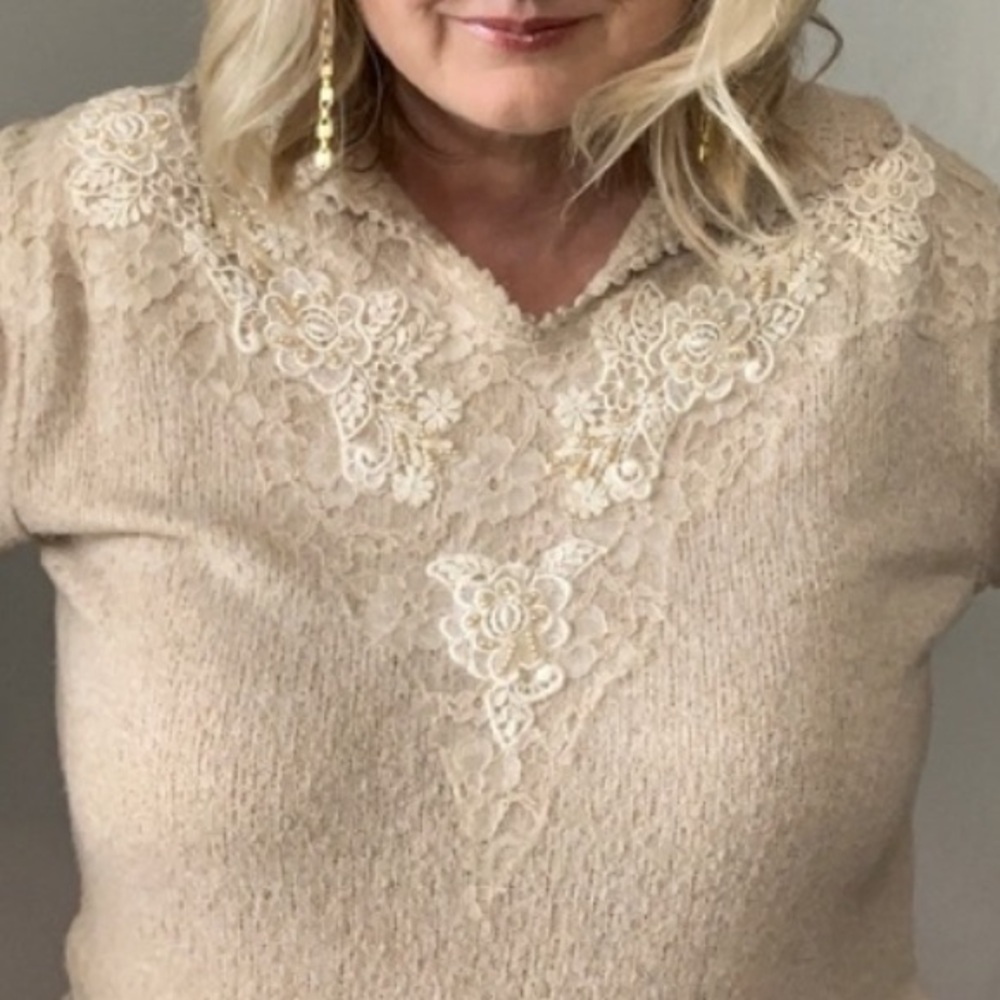 Vintage Core Sweater - Mariea Kim